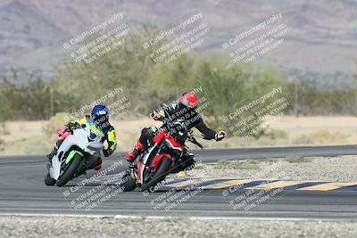 media/Oct-30-2025-Racers Edge (Thu) [[dabbdaf680]]/3-B Group/Session 5 (Turn 6)/